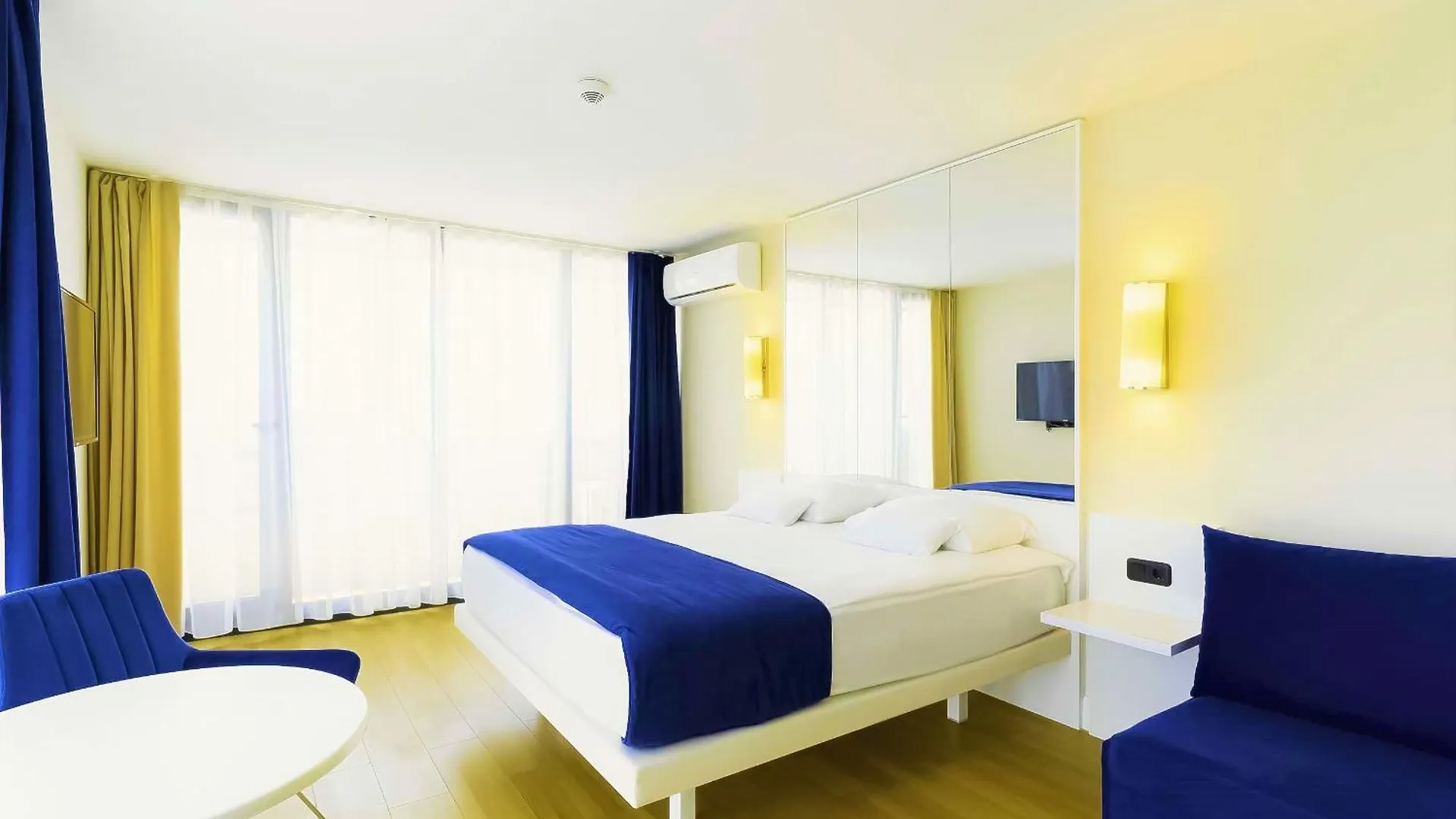 Batumi Beach Resort & Sea View Aparthotel