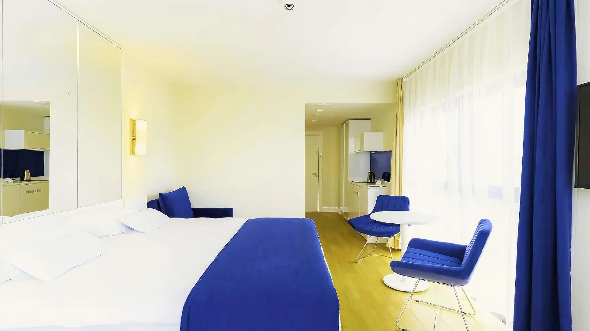 Batumi Beach Resort & Sea View Aparthotel