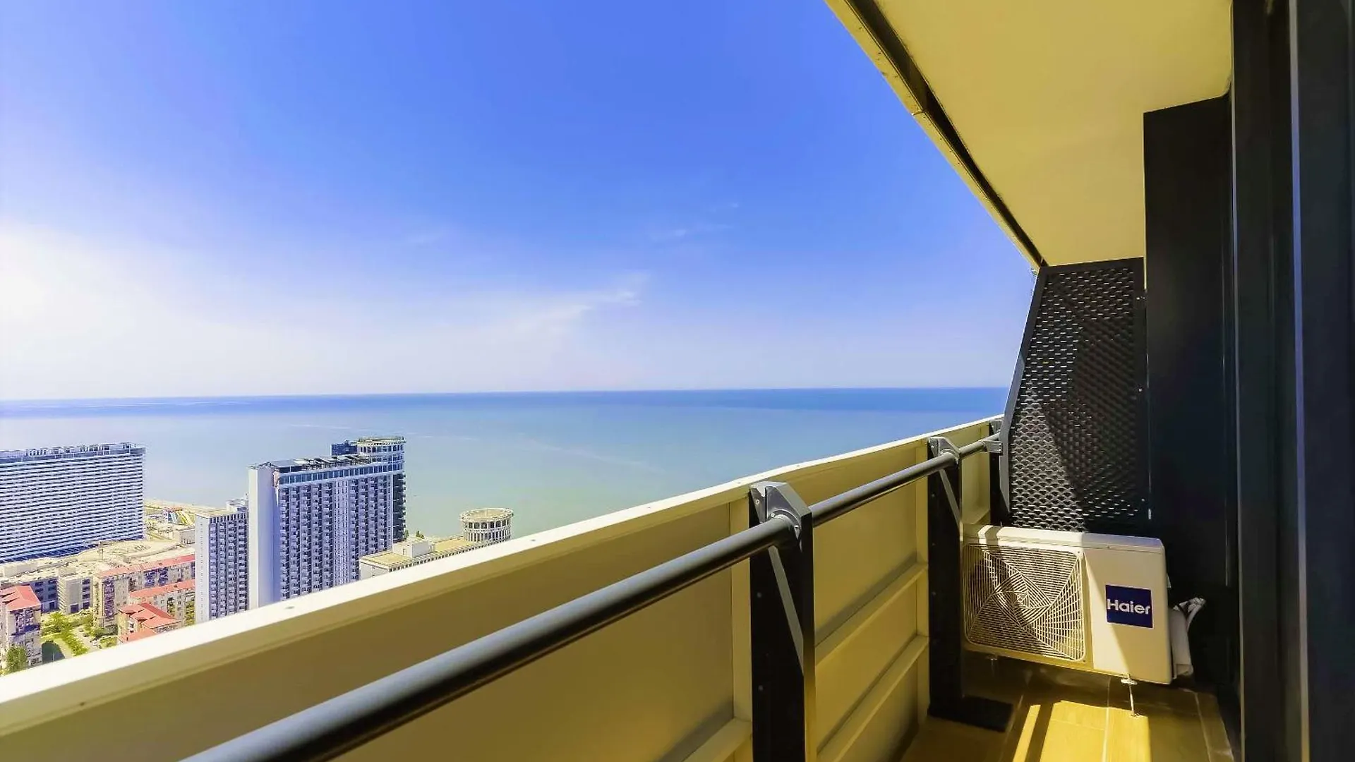 Batumi Beach Resort & Sea View Aparthotel
