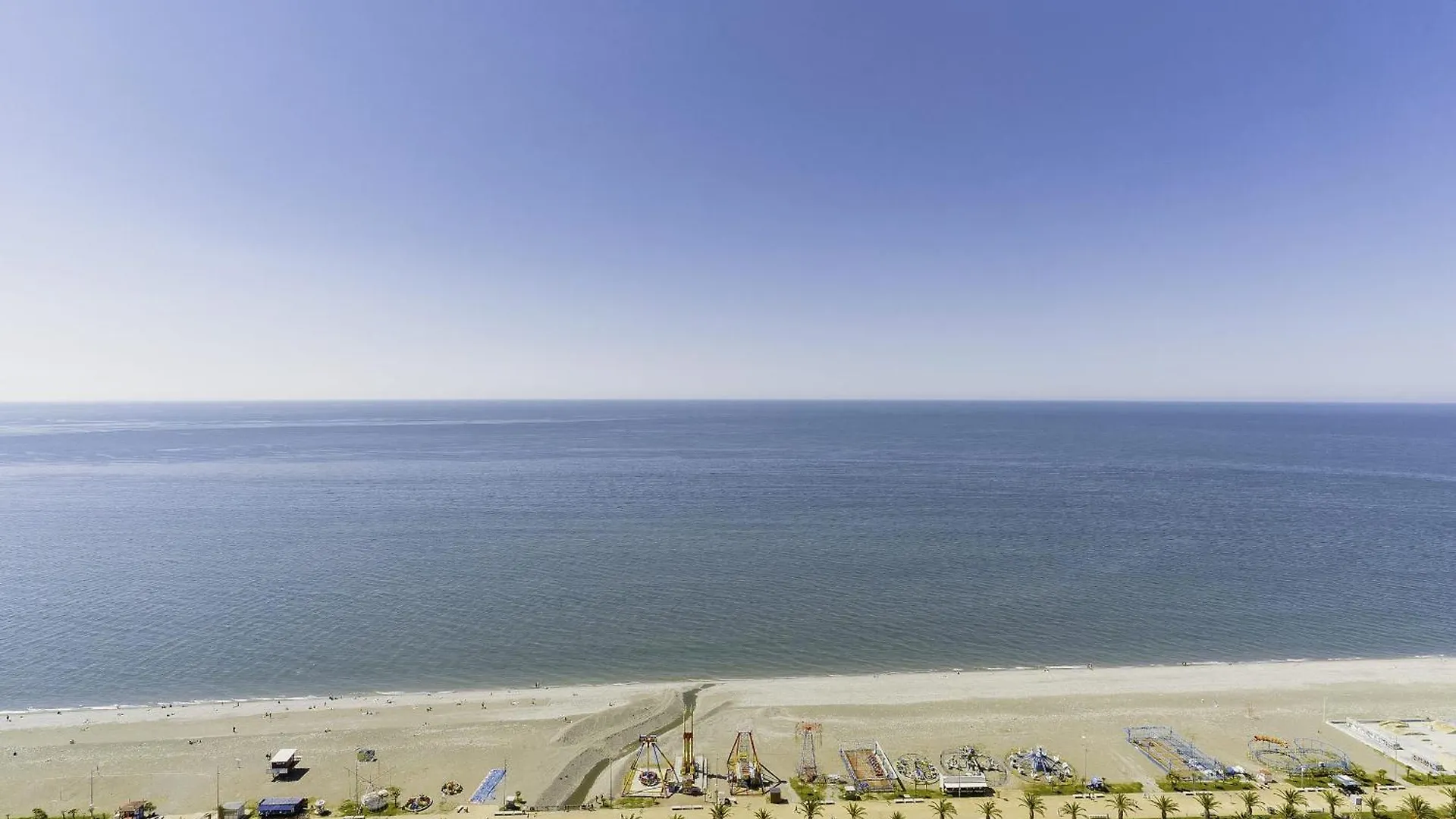 Batumi Beach Resort & Sea View Aparthotel